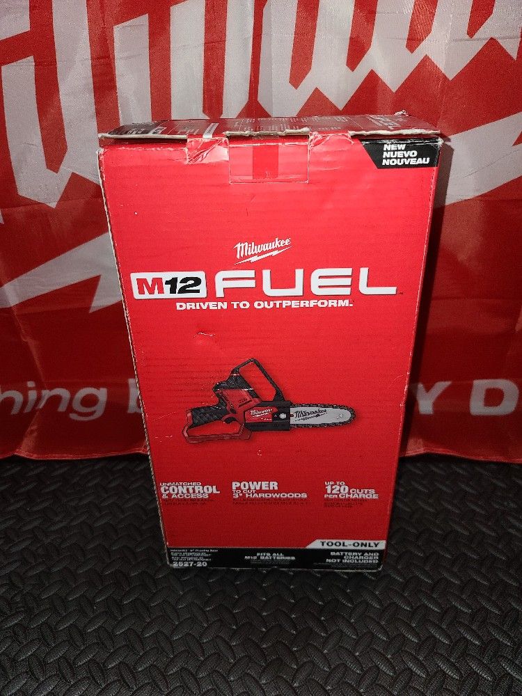 Milwaukee M12 FUEL Hatchet Pruning Saw (NEW)