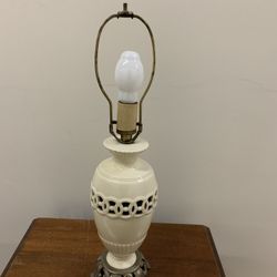 Antique 1920s porcelain lab 20 inches high
