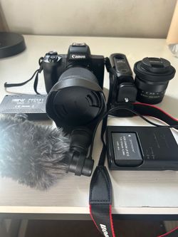 Canon EOS M50 Mark II with accesories and sigma lens