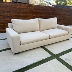 Pottery Barn Big Sur Grand Sofa ( 105” , Delivery Available )