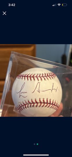 Luis Gonzalez Autographed Baseball 