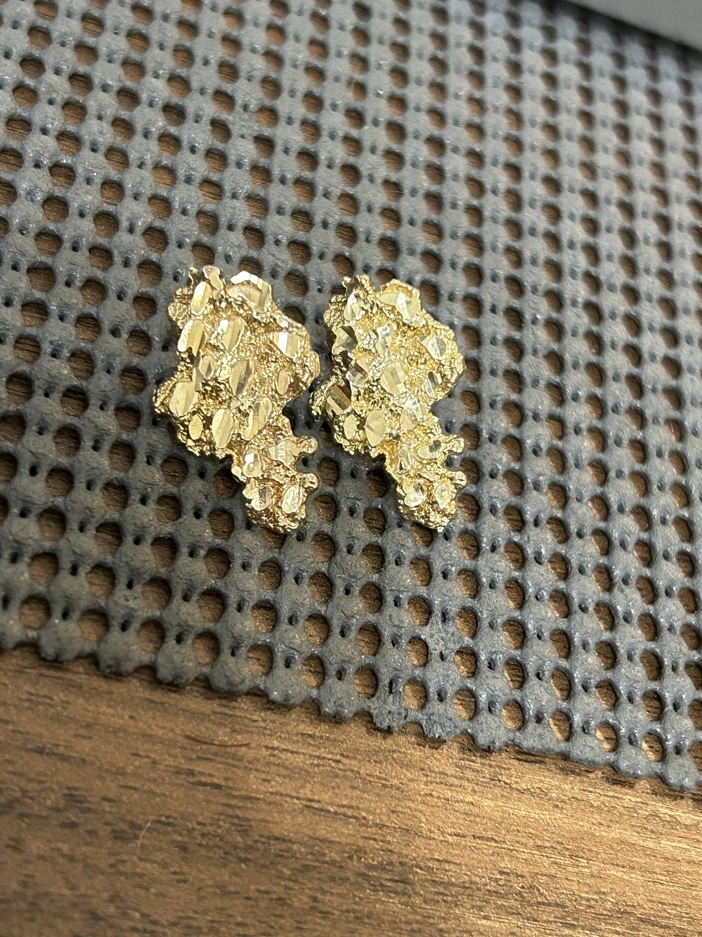 10K Gold Nugget Earrings 