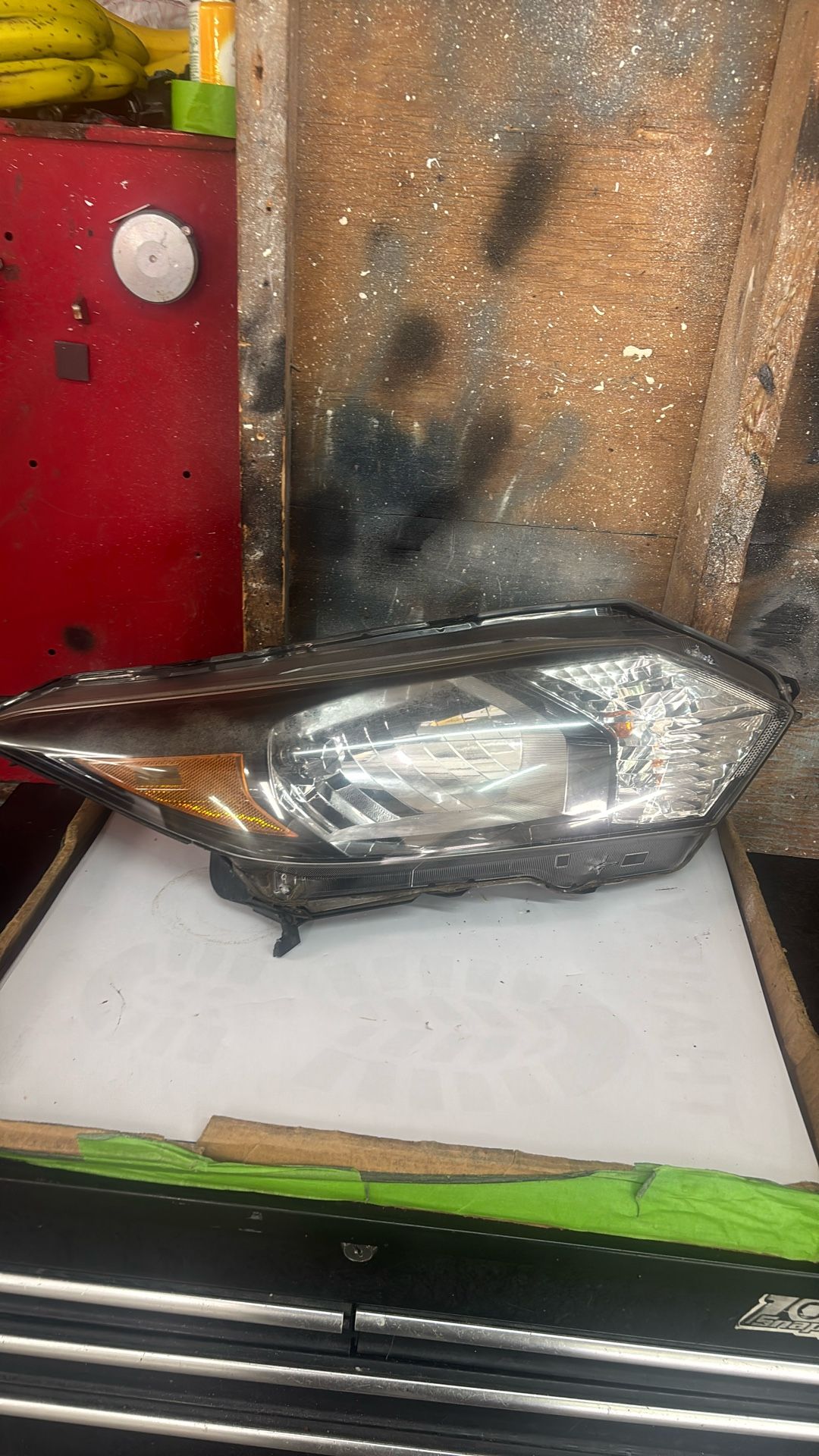 2016-2017 HONDA HR-V FRONT RIGHT PASSENGER SIDE HALOGEN LIGHT HEADLIGHT LAMP OEM