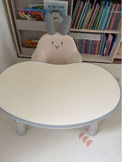illom kids sofa(chair) and table (Used for less than 6 months)