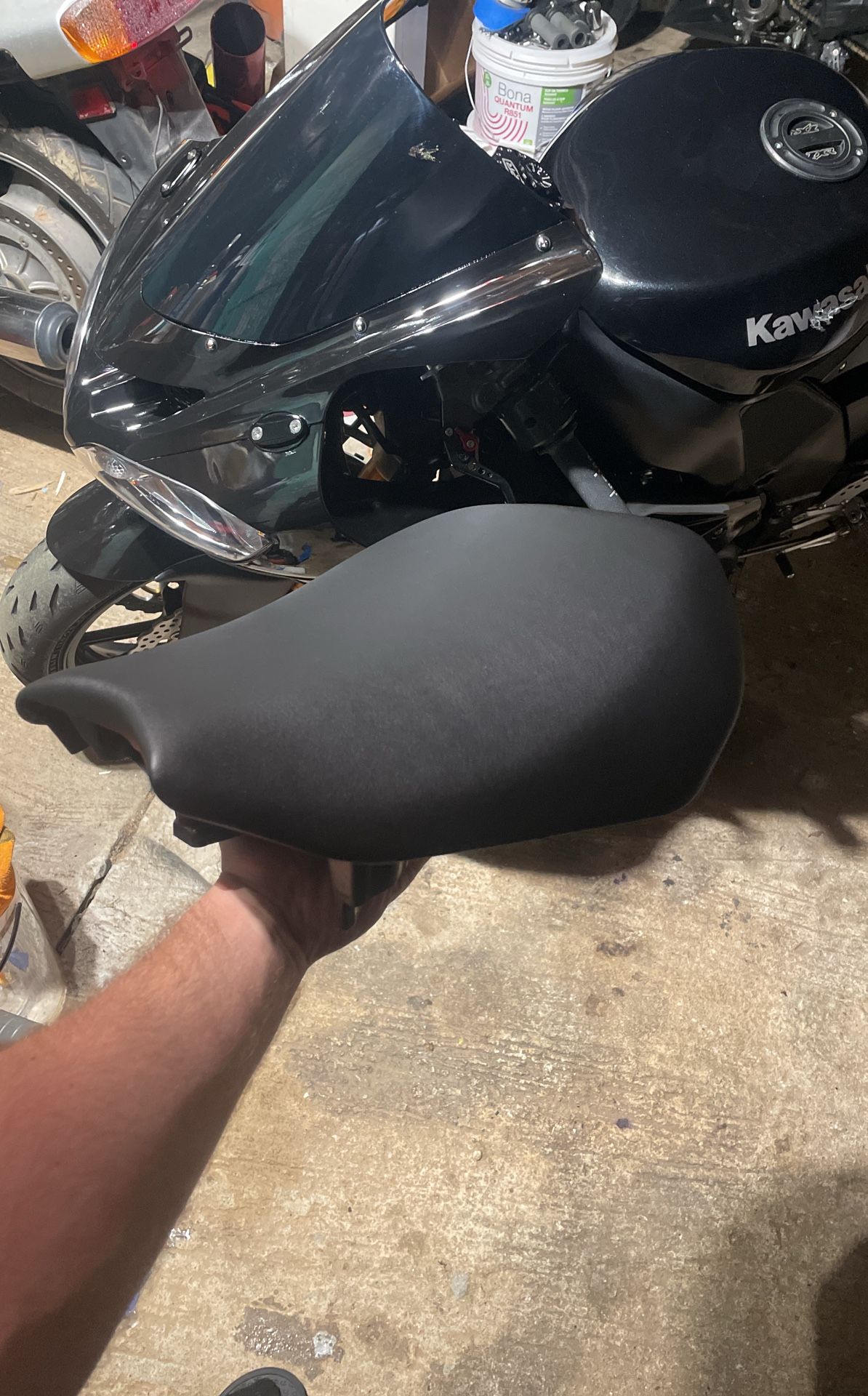 04-05 Zx10r Driver Seat
