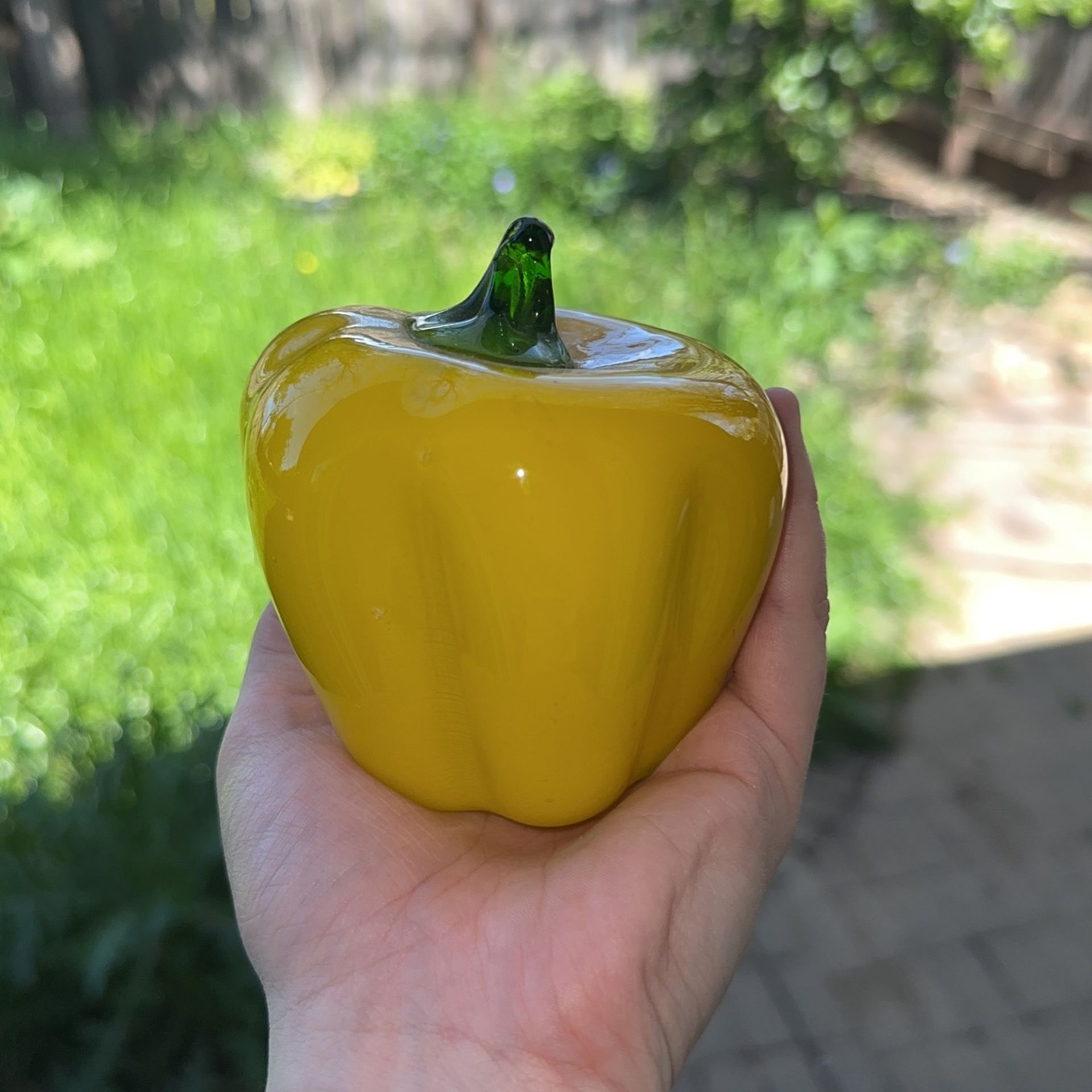 Glass bell pepper