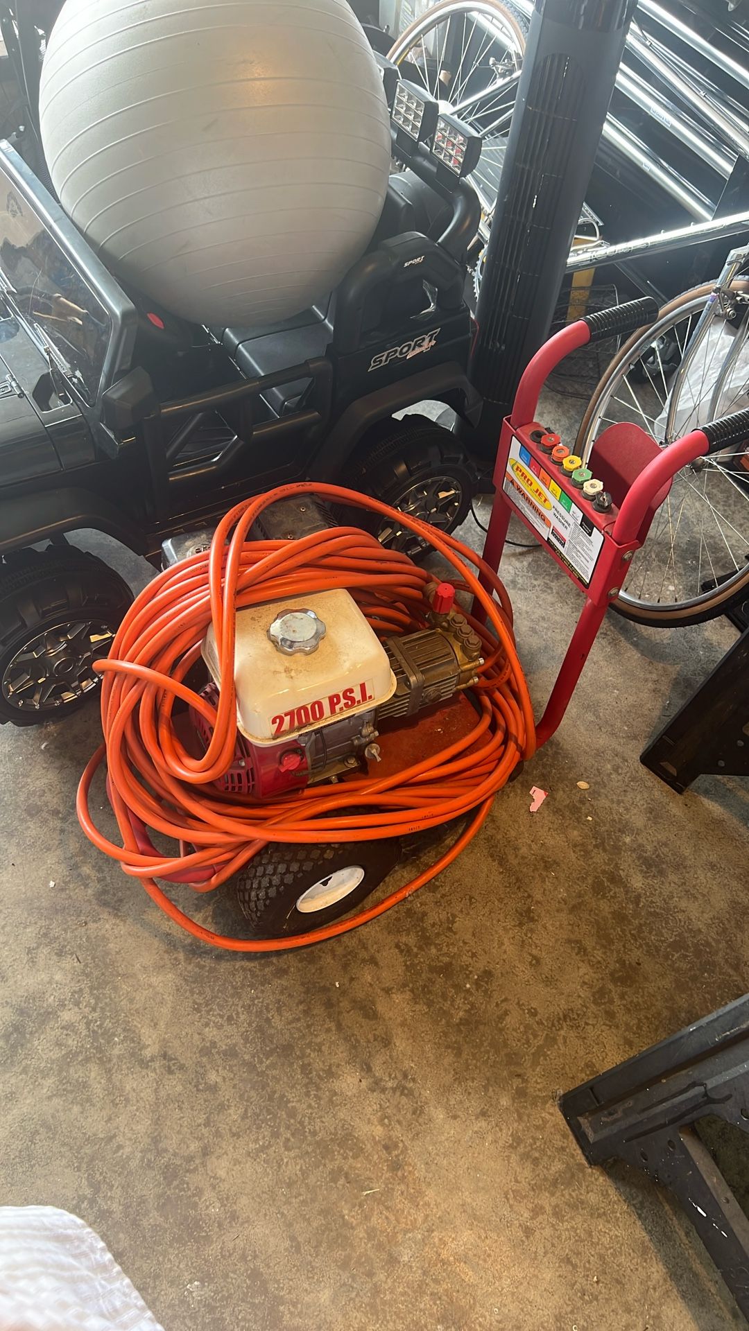 Pro Jet 2700 PSI Gas Powered Pressure Washer With Accessories