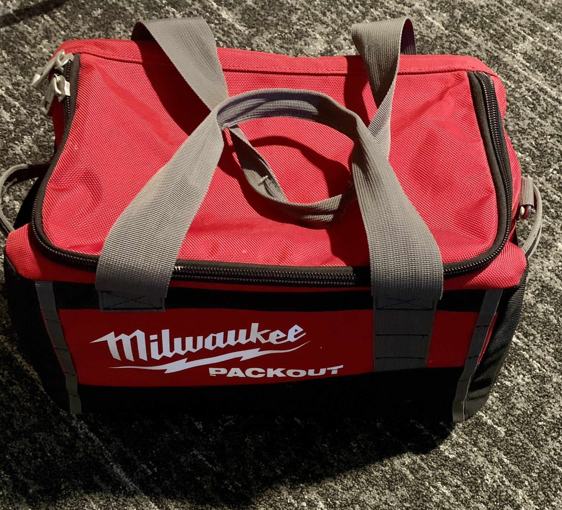 Milwaukee 20 in. PACKOUT Tool Bag/Tote
