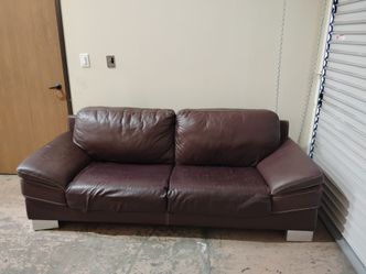 Couch (FREE DELIVERY)