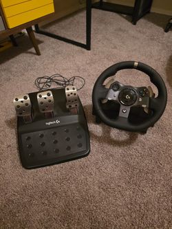 Logitech G920 Wheel and Pedals for PC/Xbox