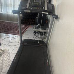 Nordic track Treadmill 
