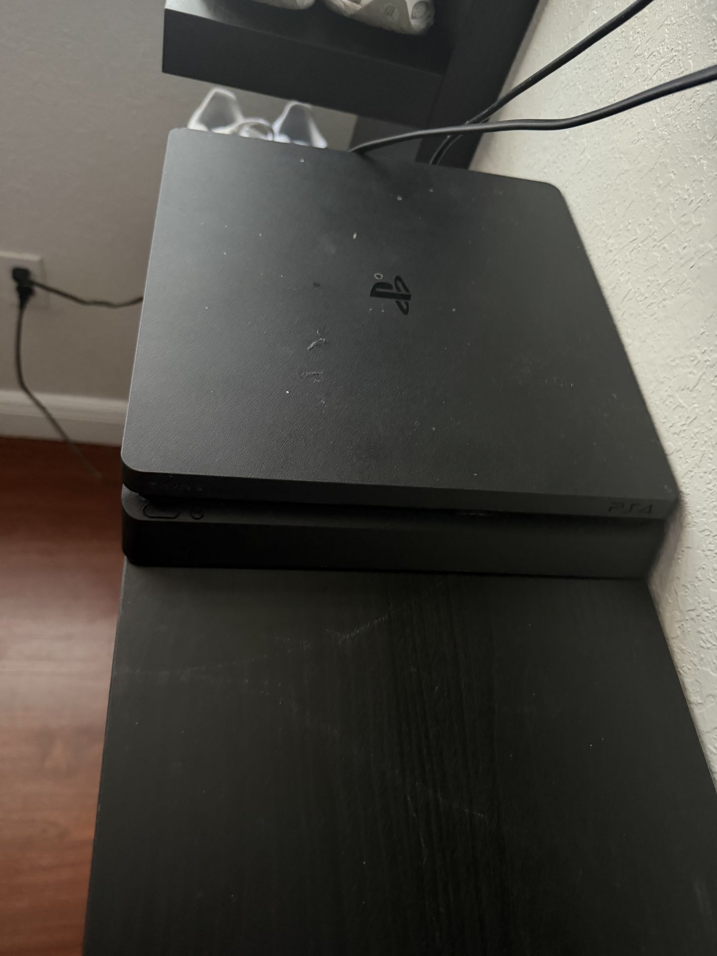 PS4