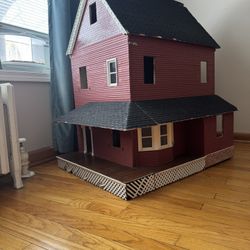 Huge Vintage Victorian Doll House 