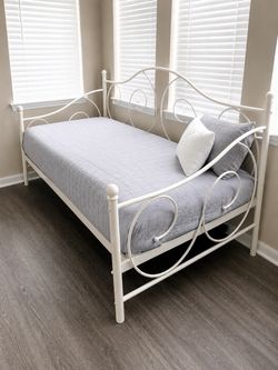 Twin Daybed