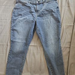 Size 20 Short Levi's Mid-Rise Skinny Jeans
