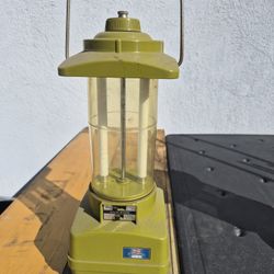 The Ray-O-Vac Sportsman 360 fluorescent