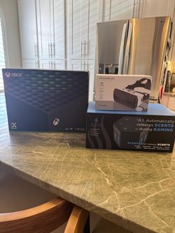 BRAND NEW XBOX  SERIES X ,1 TB BUNDLE