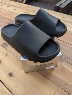 New Yeezy YS-01 Slides - Black - Size 9