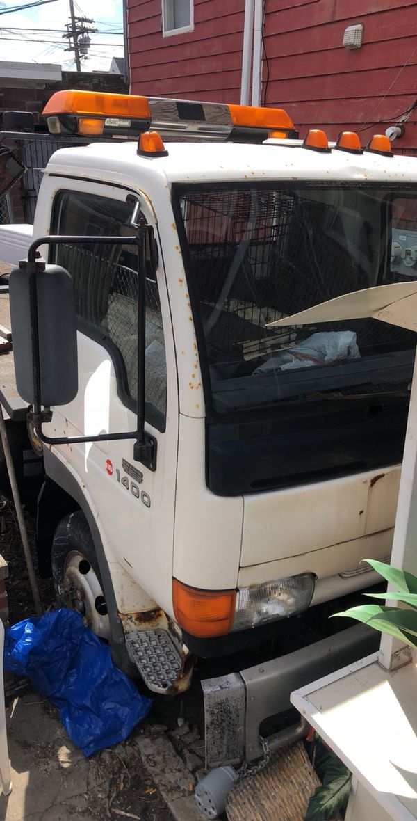 Diesel tow truck/landscaping truck/flat bed for Sale in Chicago, IL