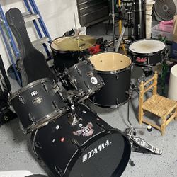 Like New Tama Drumset
