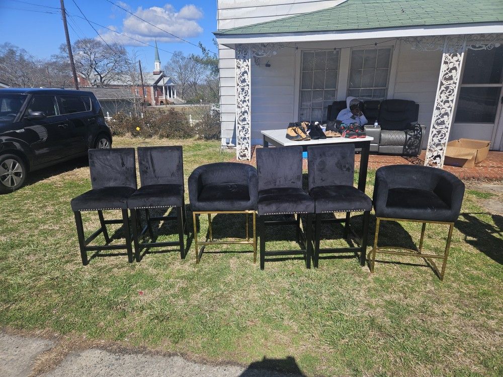 Dinner Set and Velvet Bar Stools Set