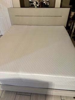 New Beige Upholstered Wood Frame King Size Platform Bed including mattress