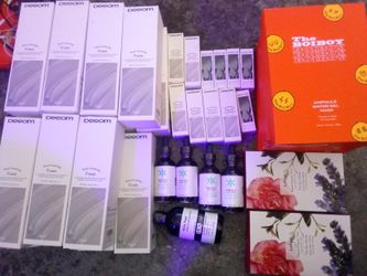 Huge Cosmetics Lot 42 Items