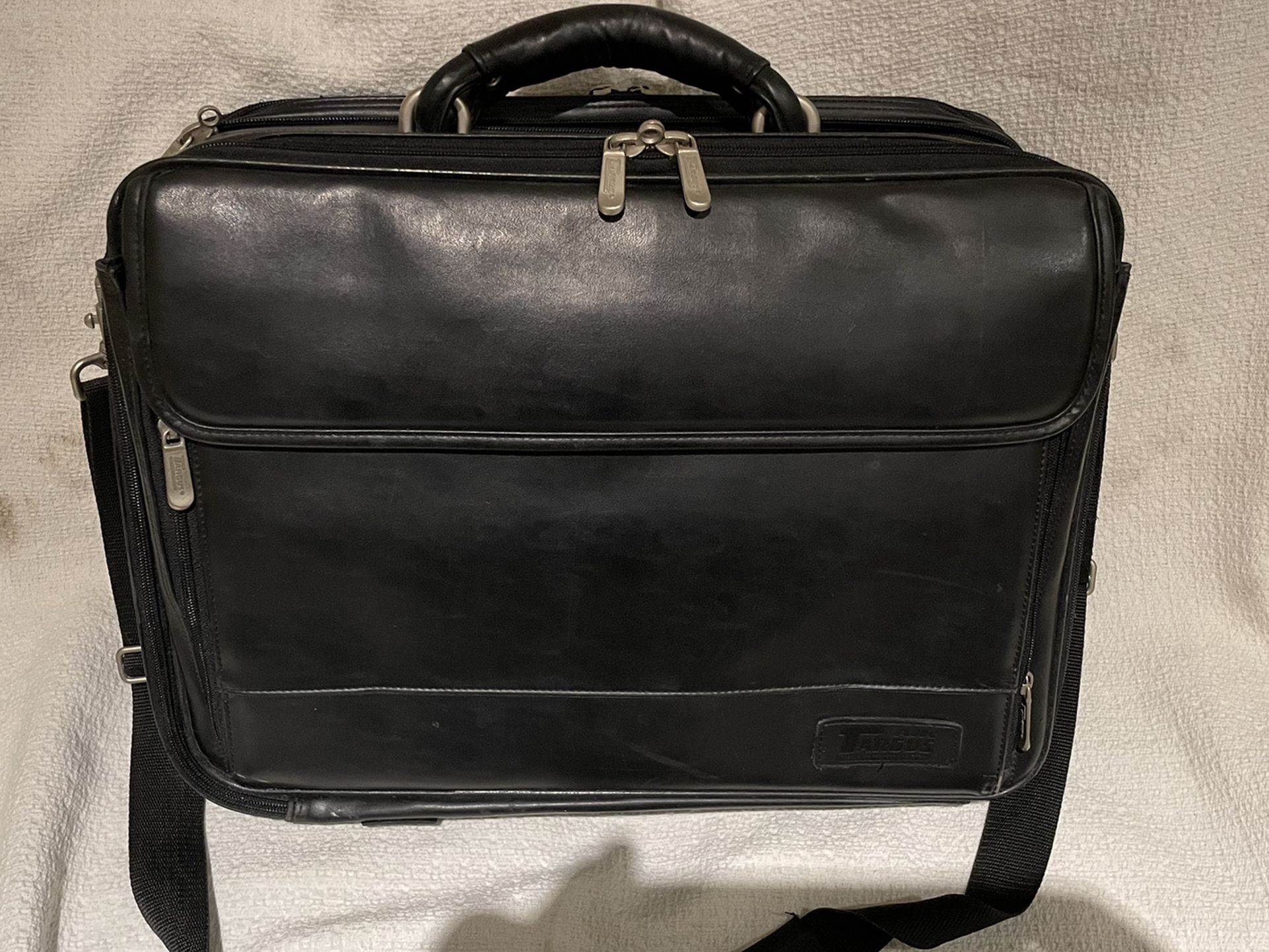 Targus Leather Laptop Briefcase With Shoulder Strap