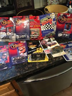 Lot of Rusty Wallace cars