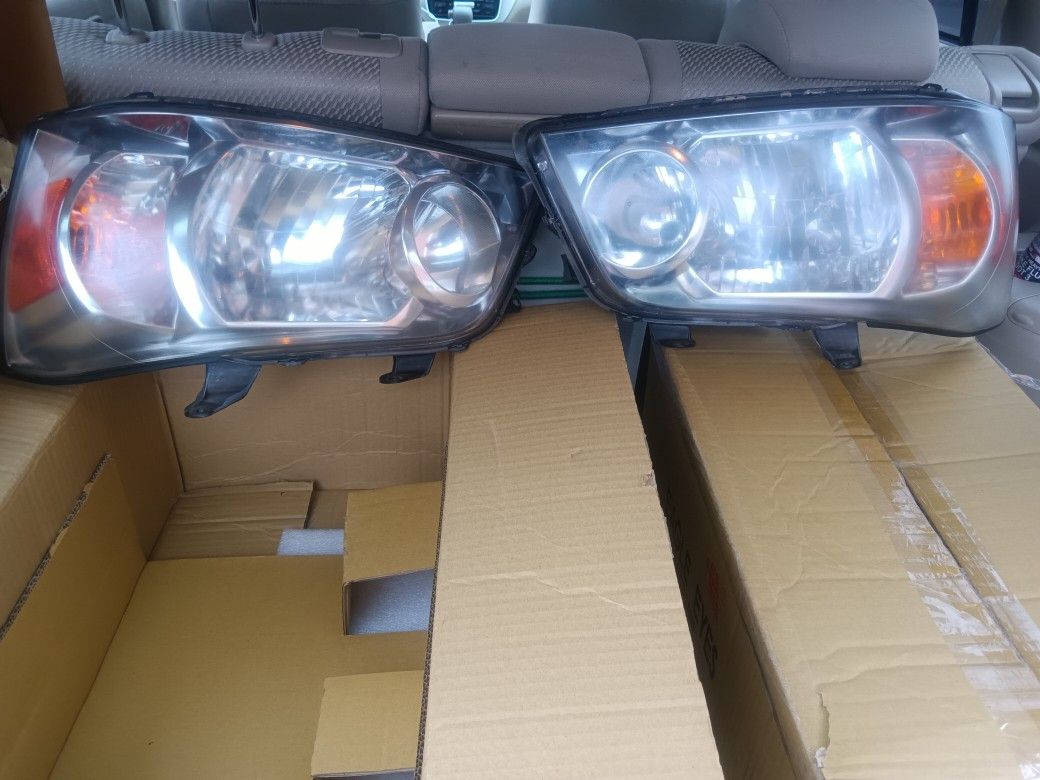 Headlights For Toyota Highlander 2007