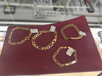 14k10k gold bracelet different prices and grams layaway available 10% Dwon if you interested please make sure you ask for Maribel thank you