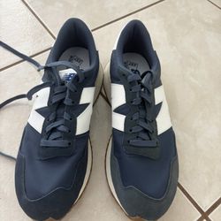 New Balance men Shoes