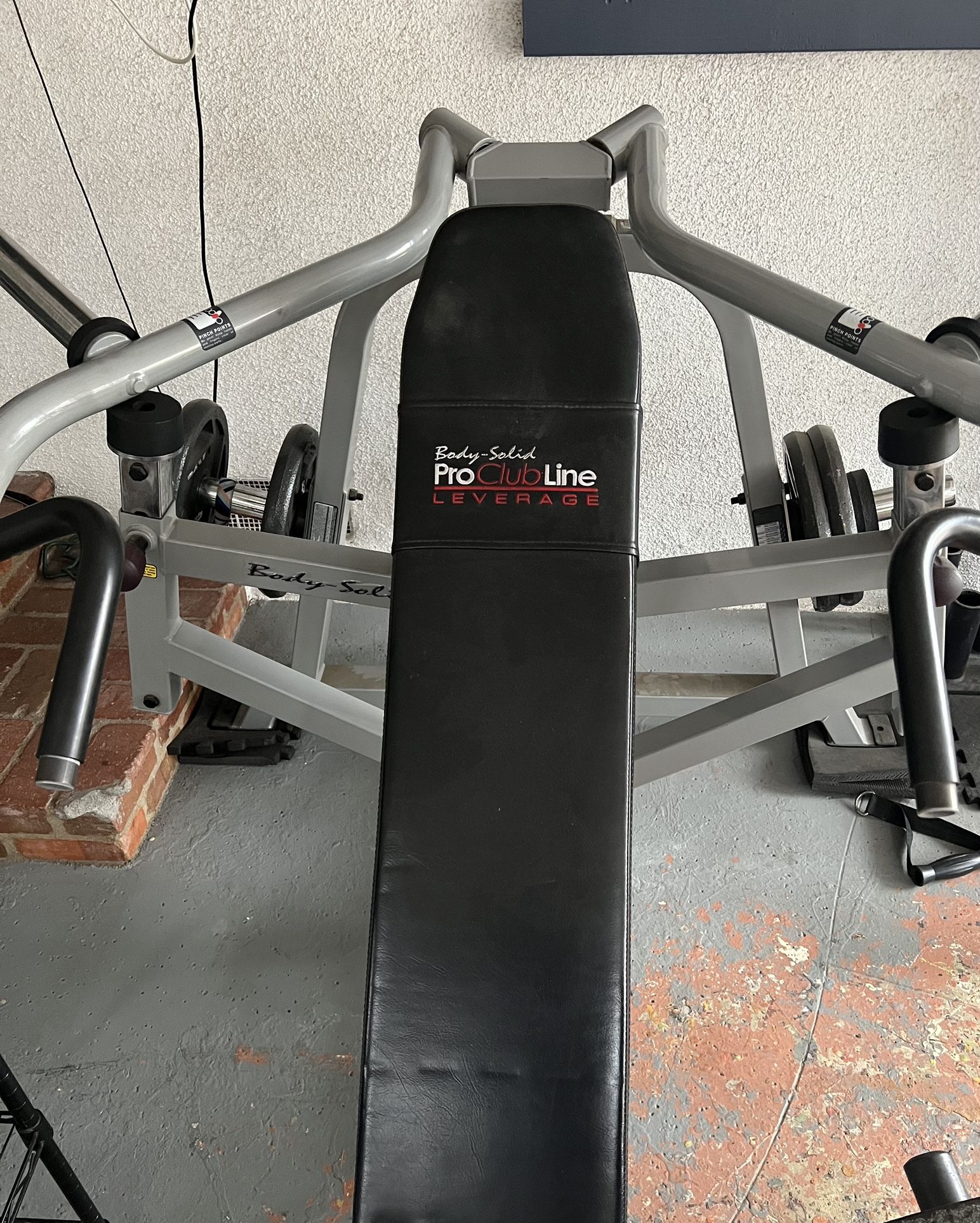 Body Solid Incline Bench Press Machine
