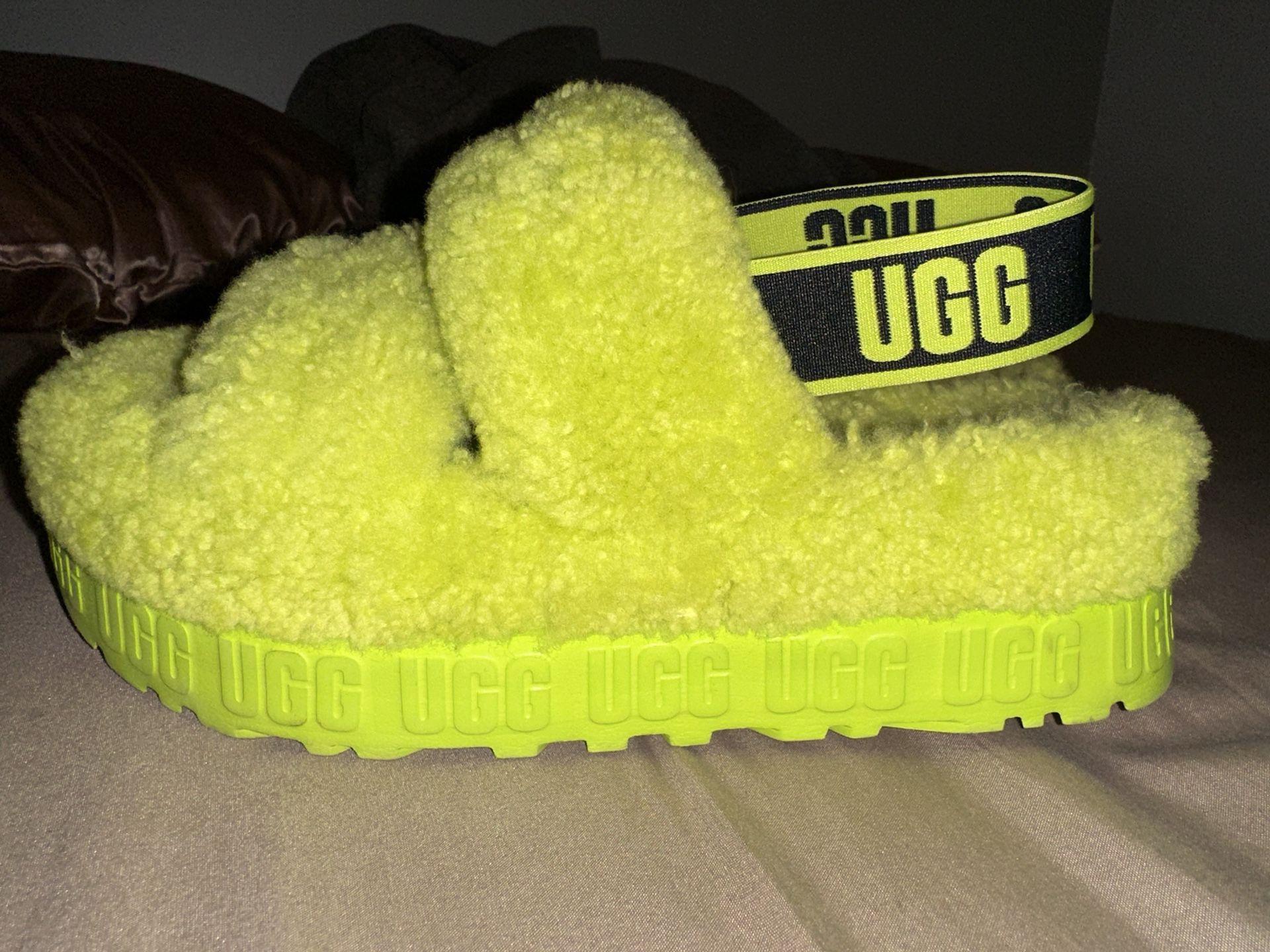 Ugg Slippers 