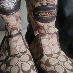 COACH BOOTS SIZE 9.5 ONLY WORN ONCE