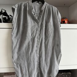 Cal Salon gray strips Oversized Loose Cotton Short Sleeve Blouse – Size S