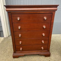 Solid Wood Dresser 