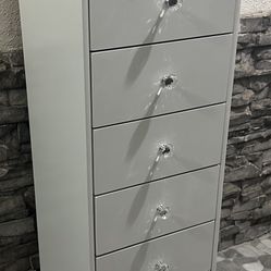 Tall Chest 