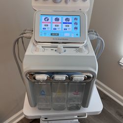 Hydra facial Machine 