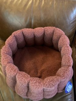 New Round Plush PawsPik  Cat Bed