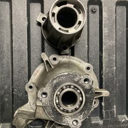 Jeep Transfer Case Housing and Shaft 