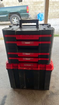 Craftsman rolling tool box