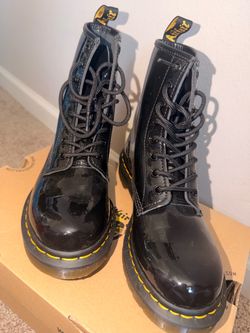 Dr. Martens boots women's size 8