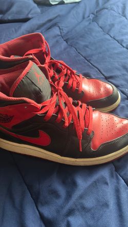 Air Jordan 1 mid alternate bred