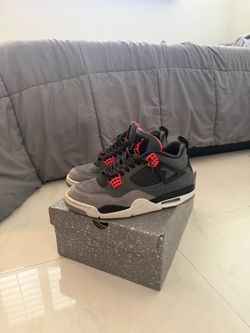 Jordan 4 Infrared