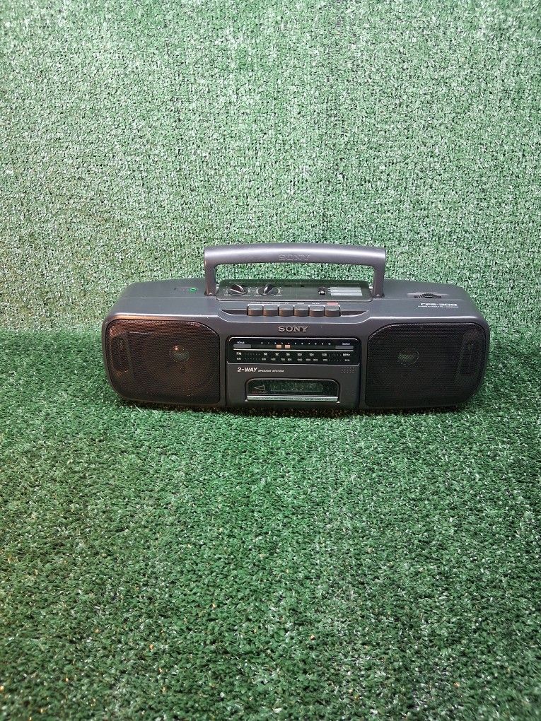 Sony CFS-200 AM FM Radio Cassette Player