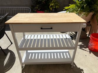 Kitchen island