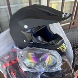 Adult Dirt Bike Helmet With Gloves Mask And Goggles 