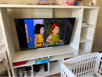 ikea tv stand with tv
