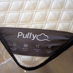 Puffy Luxe Hybrid Mattress